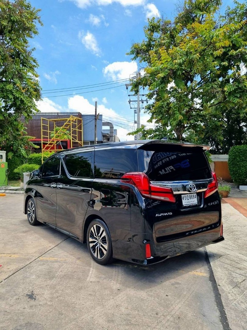 เรียกรถเหมาโทร.0947755985